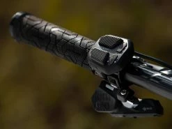 Giant - RideControl Ergo SG - Commande Au Guidon -Accessoires Vélo Soldes giant ridecontrol ergo sg commande au guidon detail 2 3840x2160