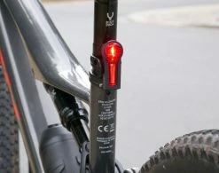 Trelock - Feu Arrière LS 740 I-GO Vector Signal -Accessoires Vélo Soldes trelock ls 740 i go vector signal 2 3840x2160 scaled